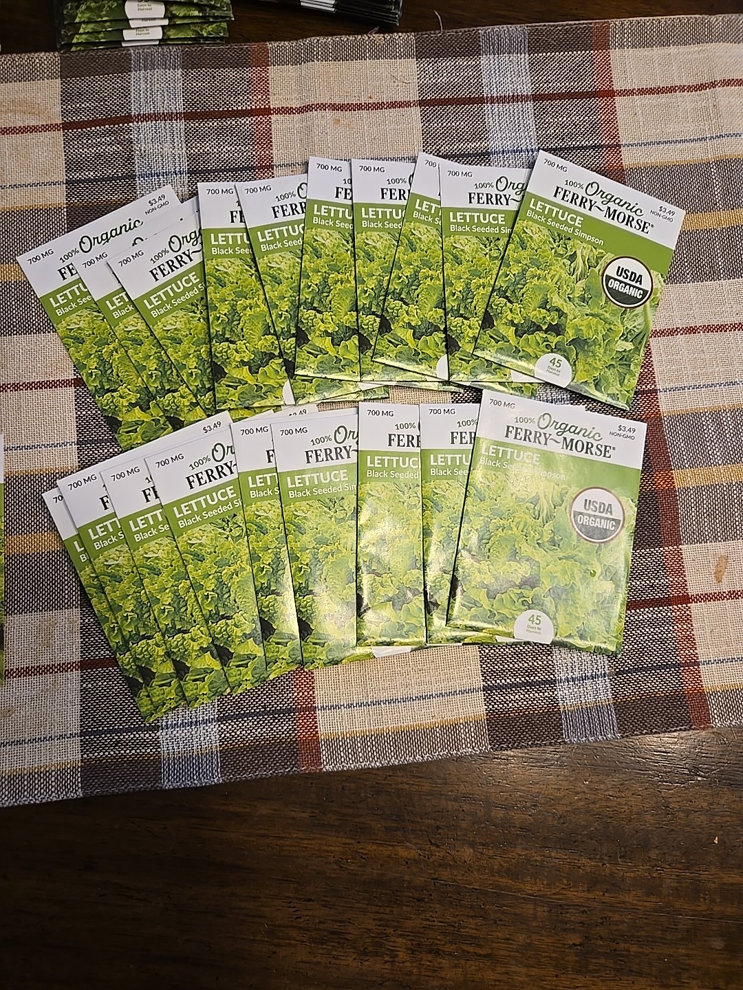 Ferry-Morse 2025 Seed Lettuce Black Seeded Simpson Organic 700mg