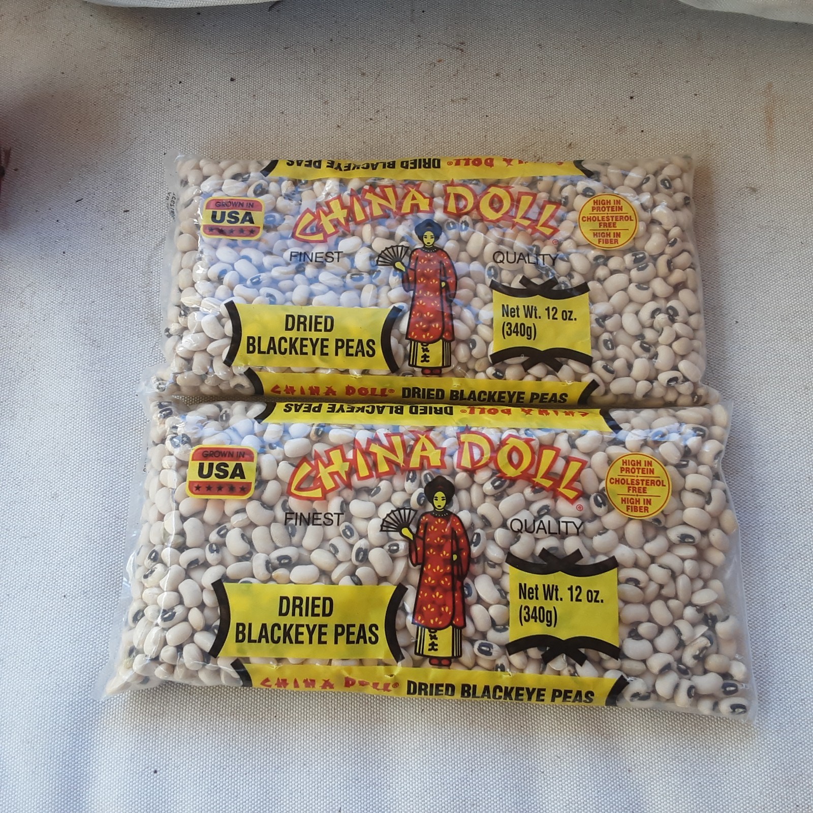 PEAS Dry CHINA DOLL Black Eye Peas NEW ( 2) 12 oz. bags FREE SHIPPING USA GROWN
