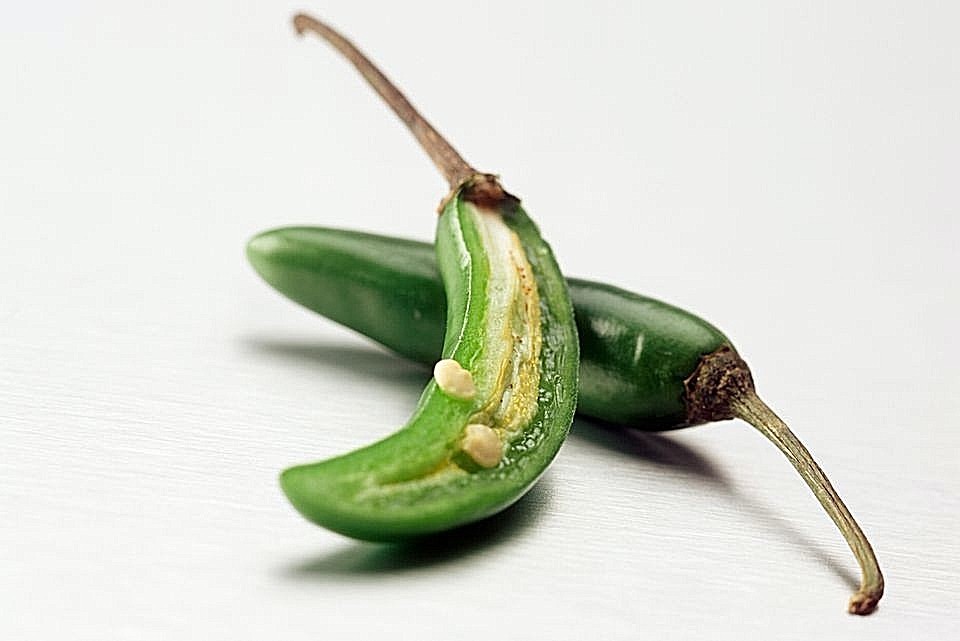 serrano hot chili pepper seeds non-gmo heirloom open pollinated BIG SALSA FLAVOR